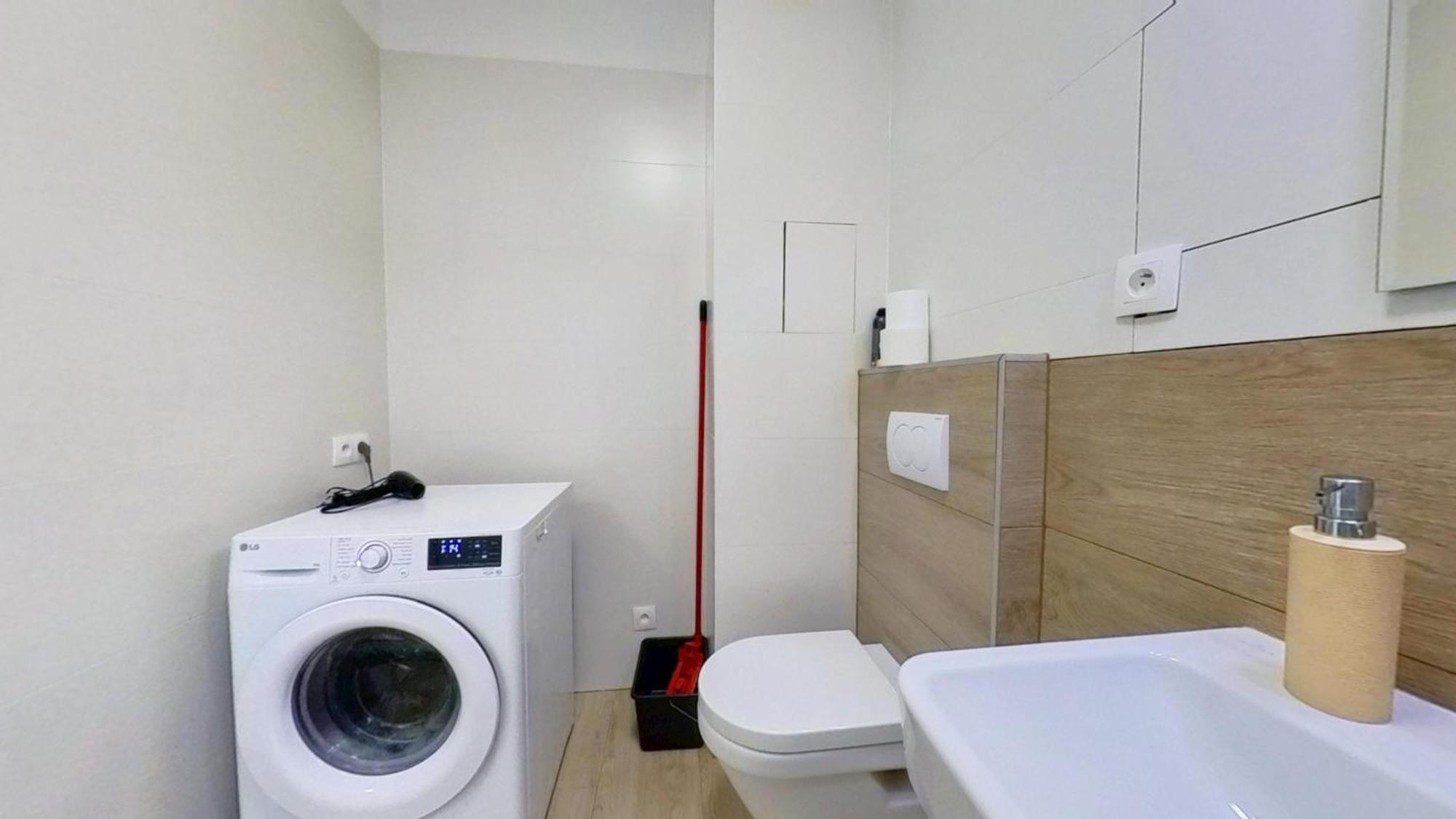 Air-Conditioned 2 Room Apartment, With Terrace, Rovinka, 302 Exterior photo